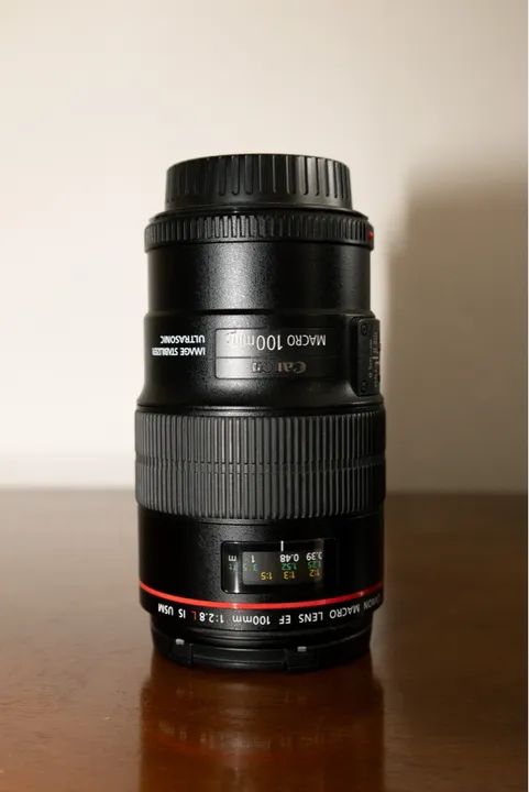 Lente Canon EF 100mm f/2.8L Macro IS USM - Foto 2