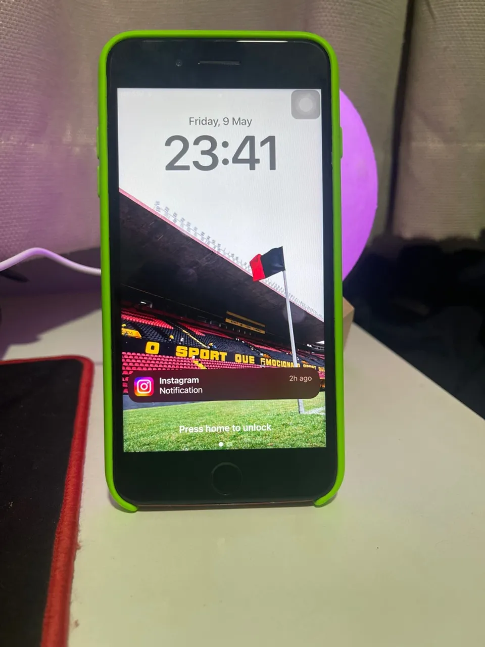 Iphone 8 Plus 256GB l Traseira danificada