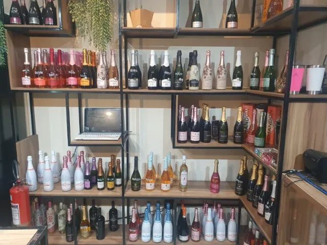 VENDO BAR NO GUARÁ - PRONTO E FUNCIONANDO. - Foto 2