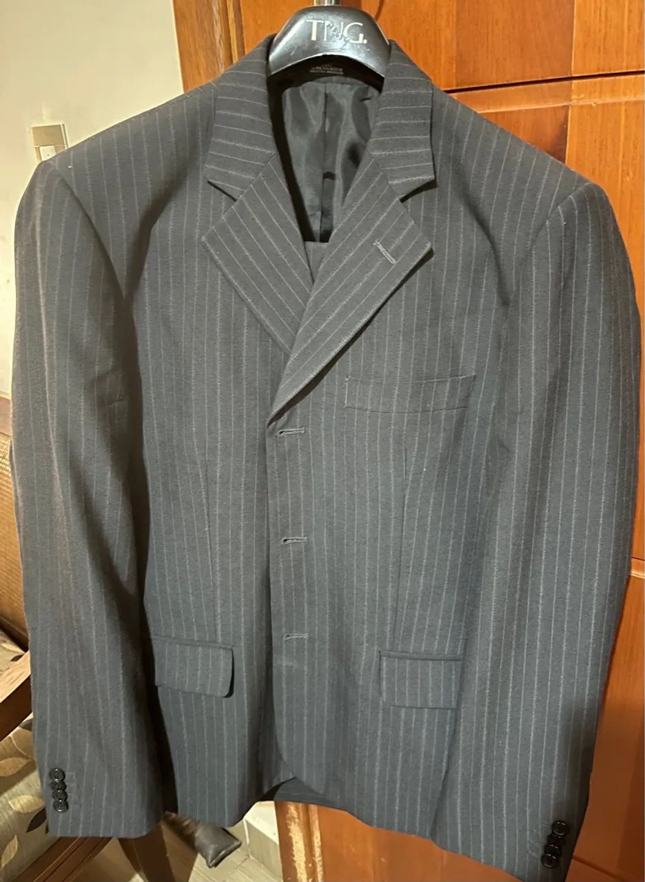Terno Masculino Preto Listrado TNG- Tamanho 50 M - Foto 5
