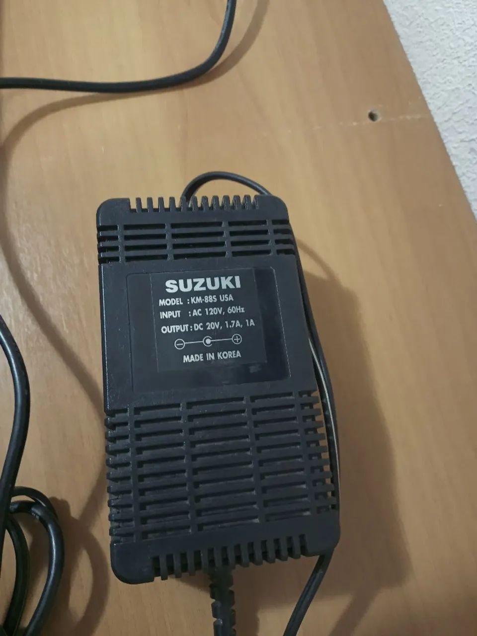 Piano Digital Portátil Suzuki Trocar por sax soprano - Foto 3
