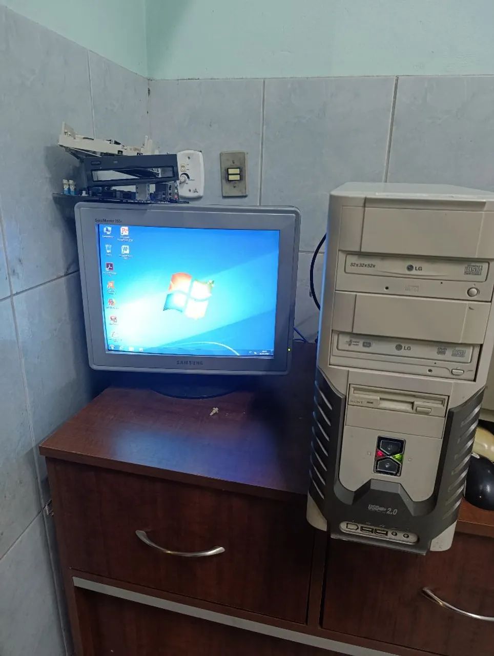 Computador dual core e 5500 2 GB de memória HD de 80 gb - Foto 4