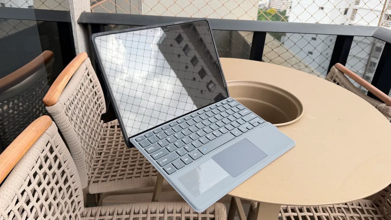 Surface Pro 8（Core i7、メモリ16GB、SSD 256GB） Microsoft Surface Pro 8-13