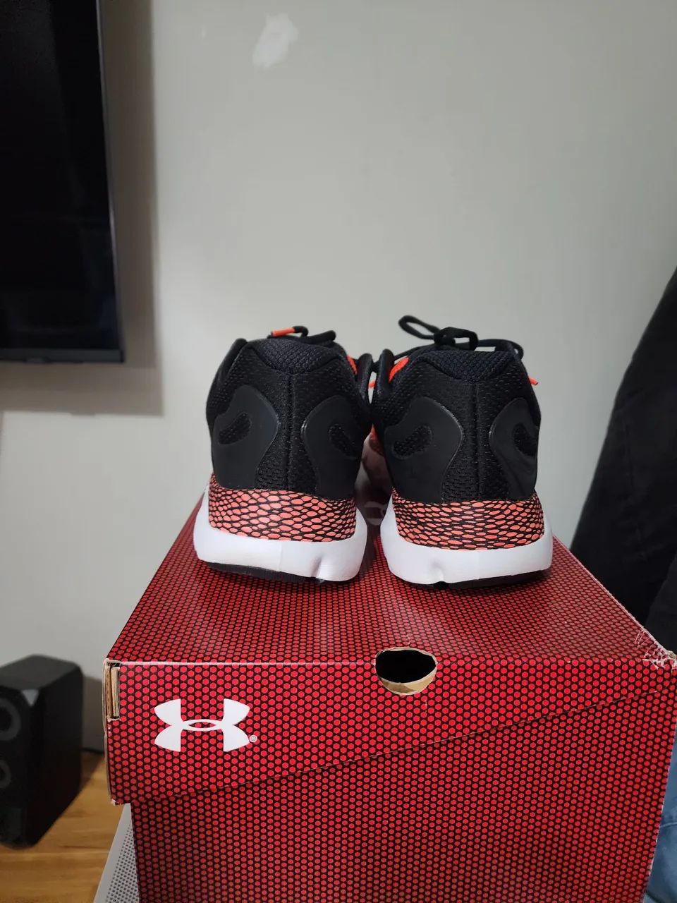 Tênis Under Armour HOVR Infinite 2 - Vermelho - Foto 4