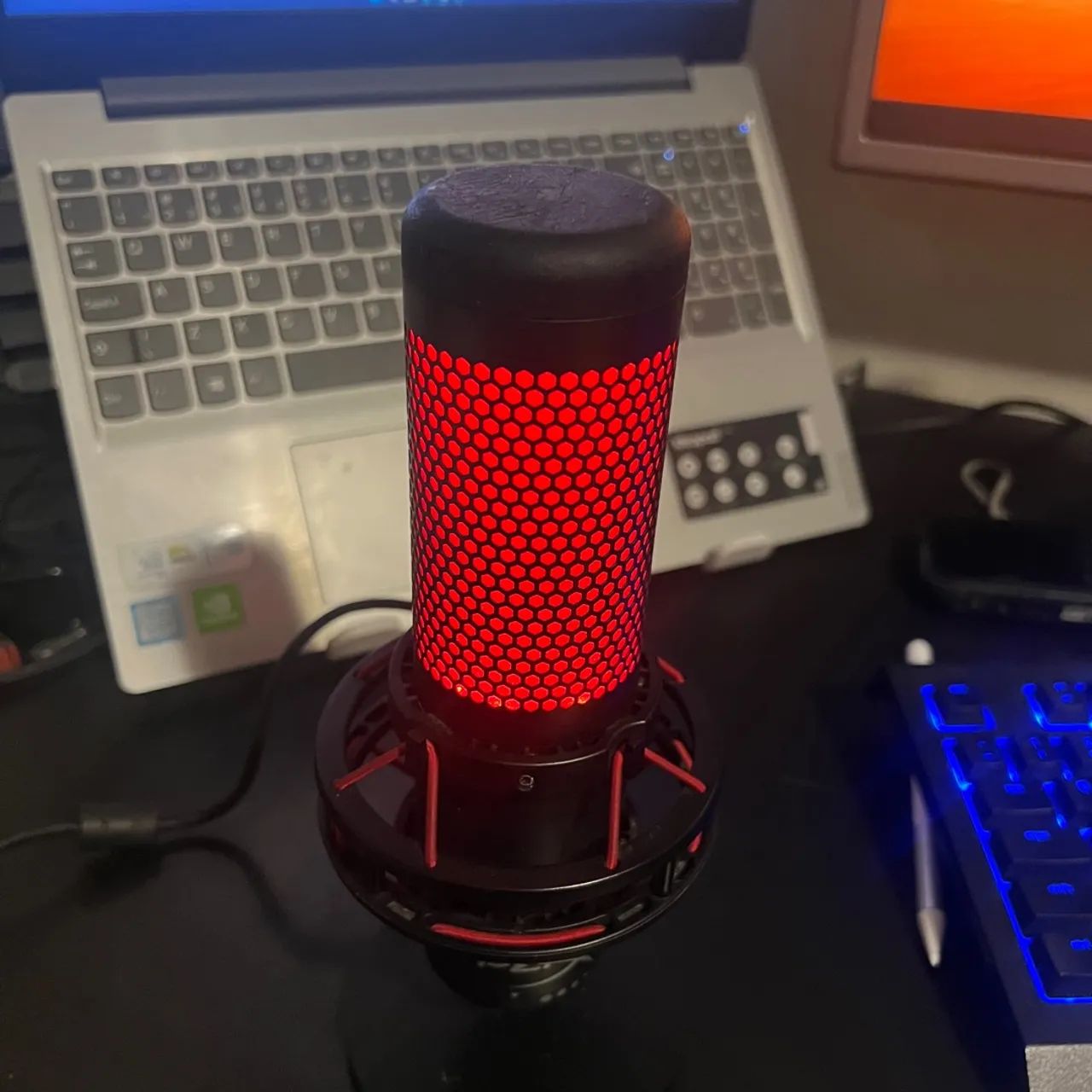 Microfone HyperX QuadCast com Pedestal - Foto 2