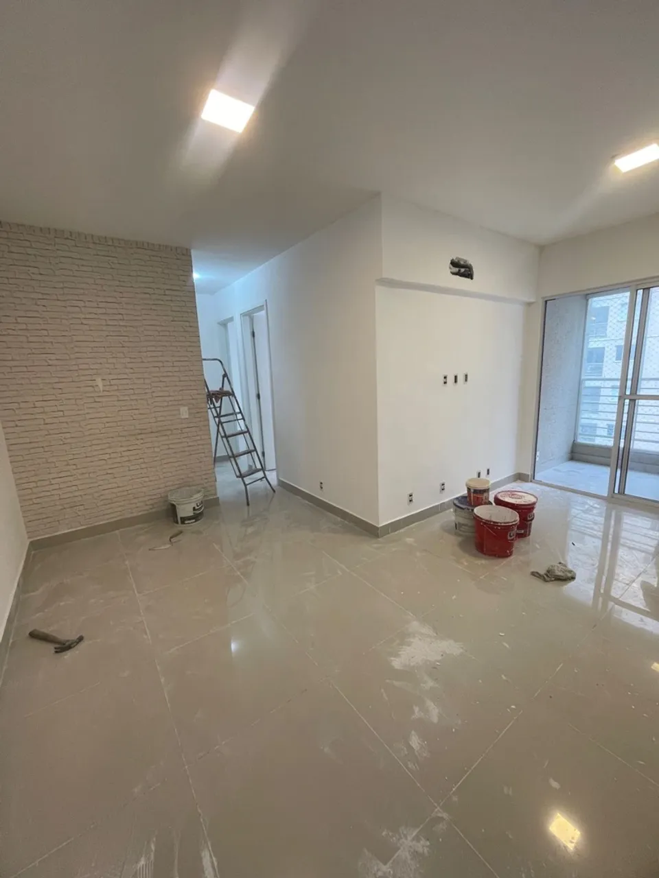 Alugo Apartamento na Zona Leste