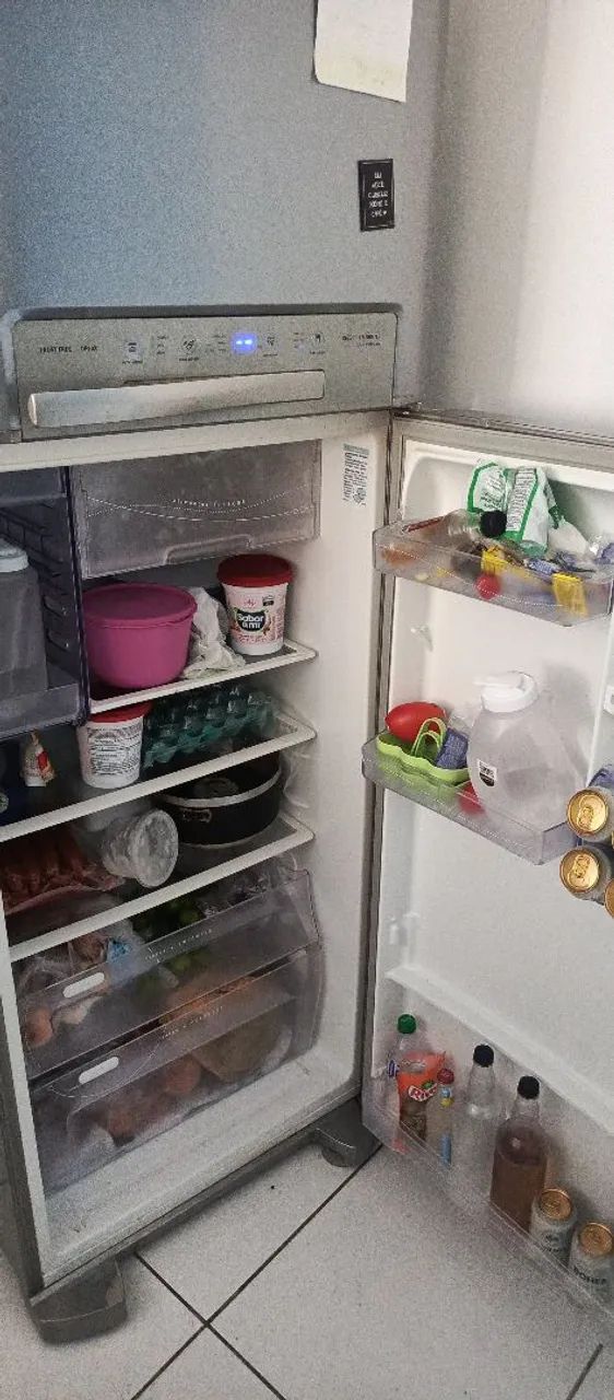 GELADEIRA SEMI NOVA  - Foto 3