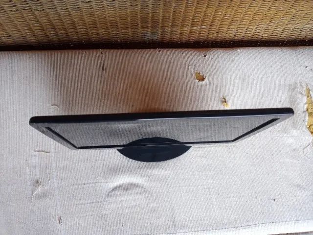 Monitor Kolke Led 15,6 pol vga widescreen - Foto 6