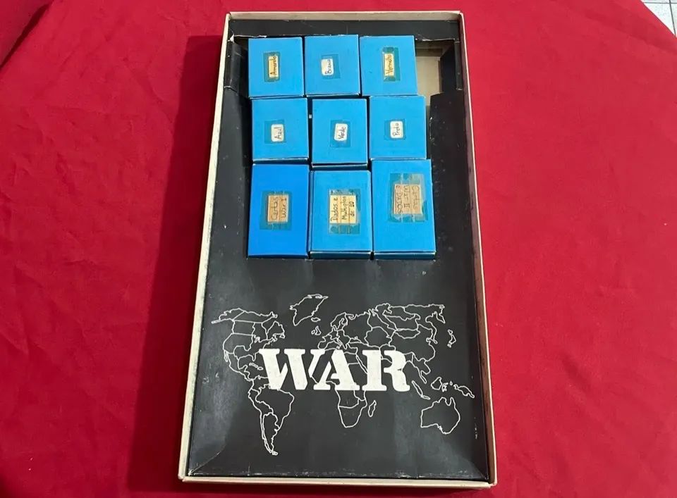 Brinquedo Jogo de Tabuleiro-Estratégia WAR - Grow - Foto 5
