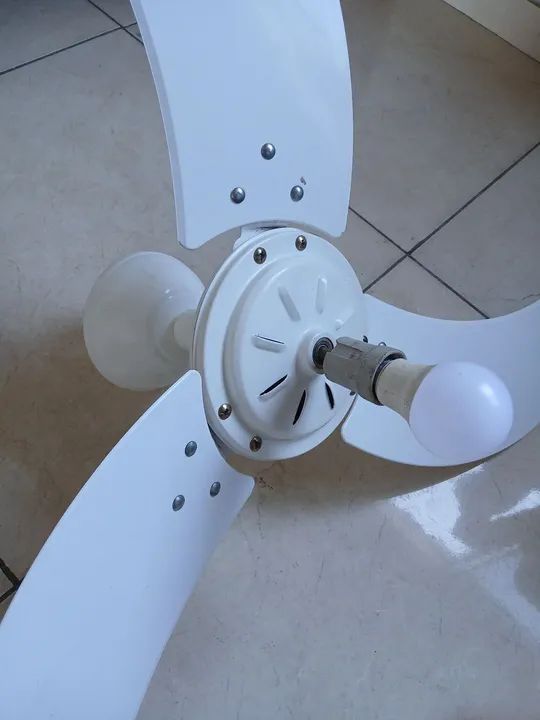 Ventilador de Teto 3 Pás Branco - Novo - Foto 2