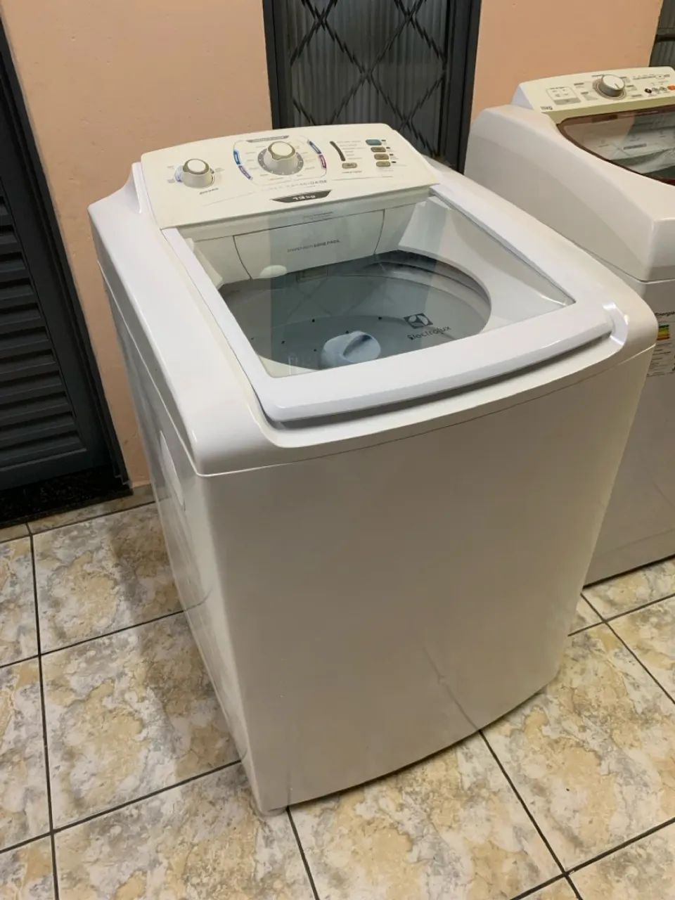 Máquina de Lavar Electrolux 13kg - Foto 3