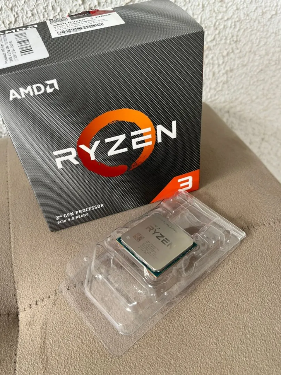 Processador AMD Ryzen 3 3300X na Caixa Original com Cooler
