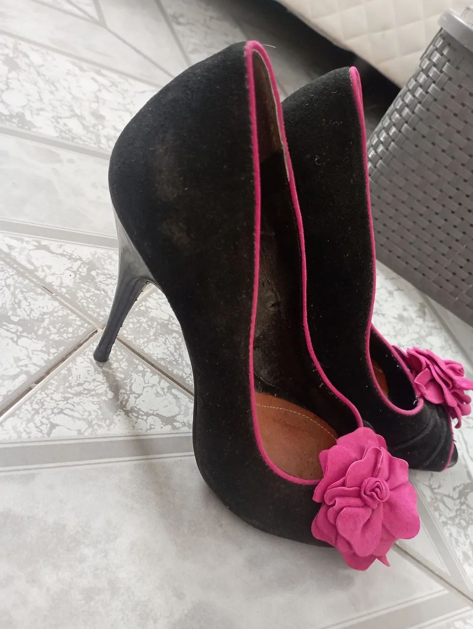 Sapato Peep Toe