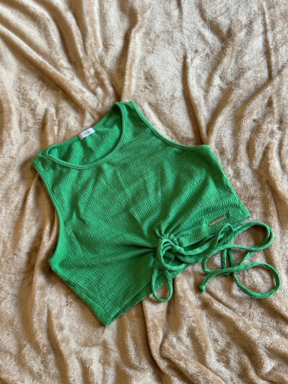 Top verde com amarração - Lindo e estiloso!