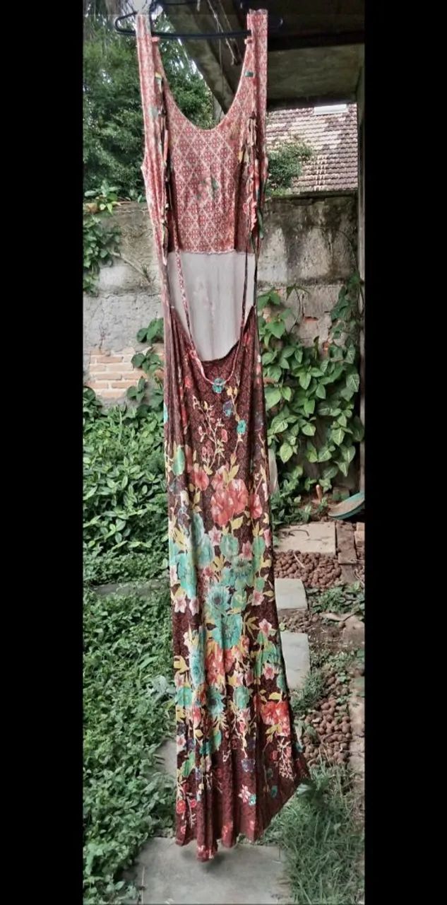 Vestidos longos Novos Tam.M - Foto 3