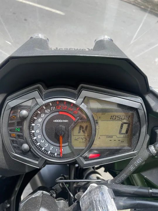 Kawasaki Versys-x 300 tourer! Estado impecável e com baú  - Foto 3