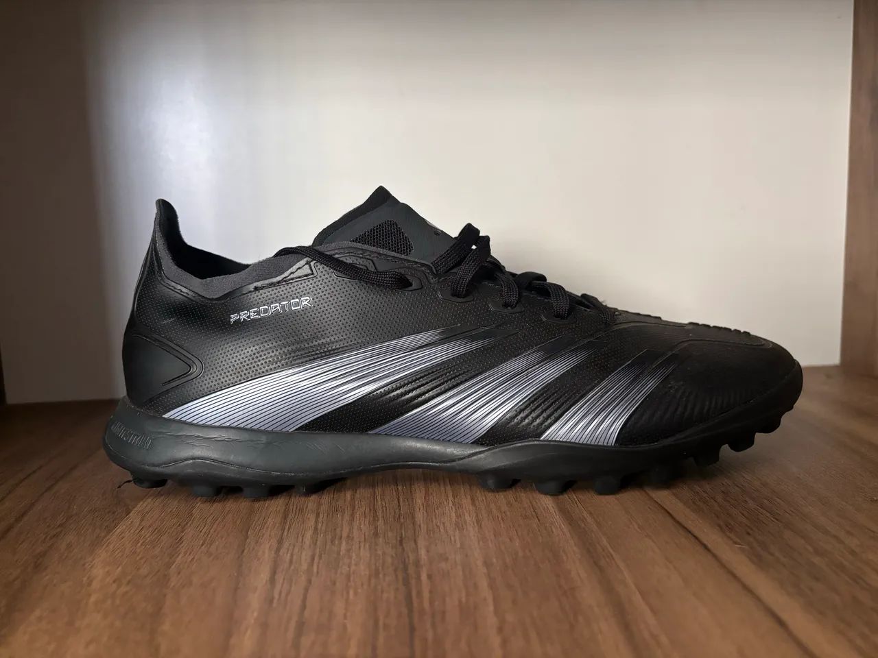 パター Chuteira Adidas Predator 24 League Society - Tamanho 40 - Original