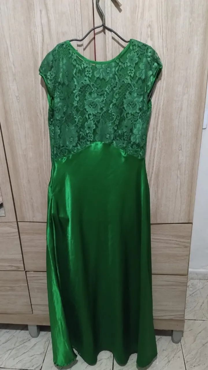 Vestido de cetim longo para festa - Foto 3