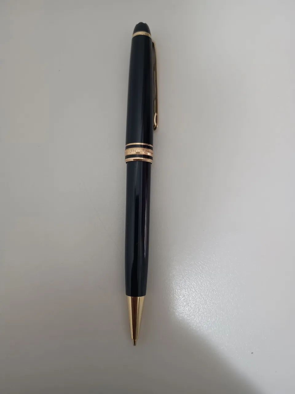 Lapiseira Montblanc Com Detalhes Em Ouro R$5.000 - Foto 2