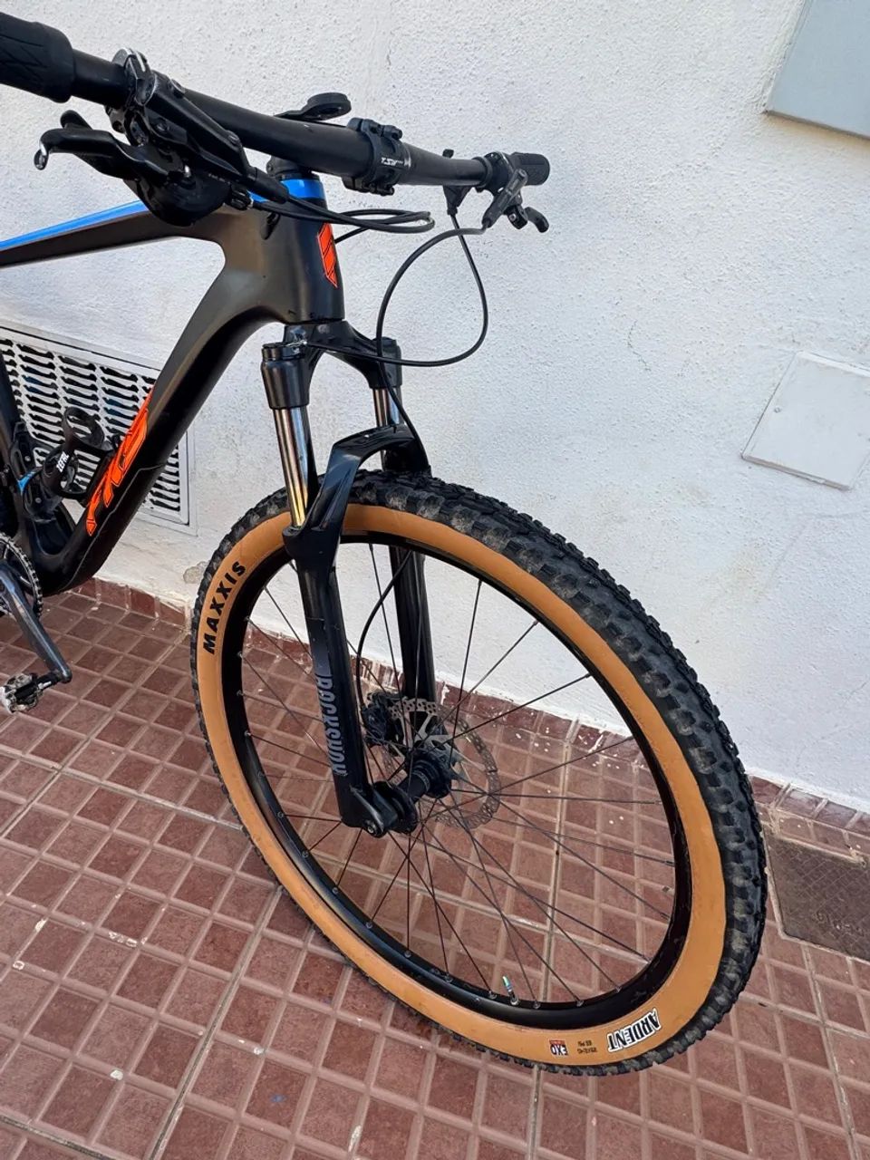 Vendo bicicleta fks factor carbon  - Foto 2