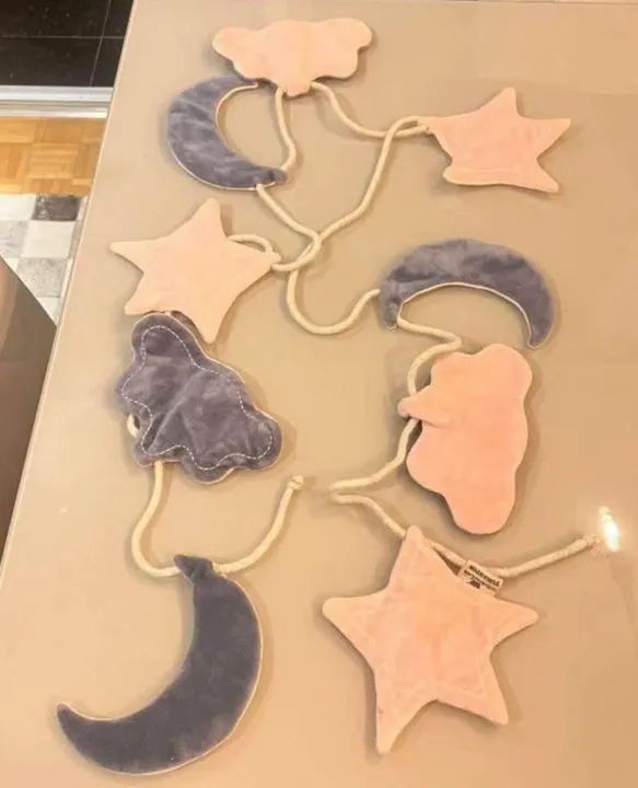 Vendo cortina + bandoleira, coleção Sonho Meu A Fábula, da TokStok