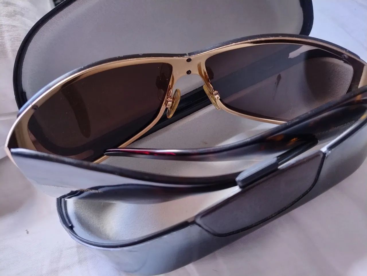  Vogue - Rosa e Dolce&Gabana - Foto 4