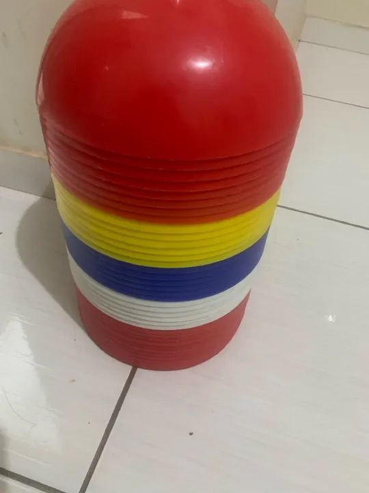 Conjunto de cones para treino de futebol/ Atividades físicas