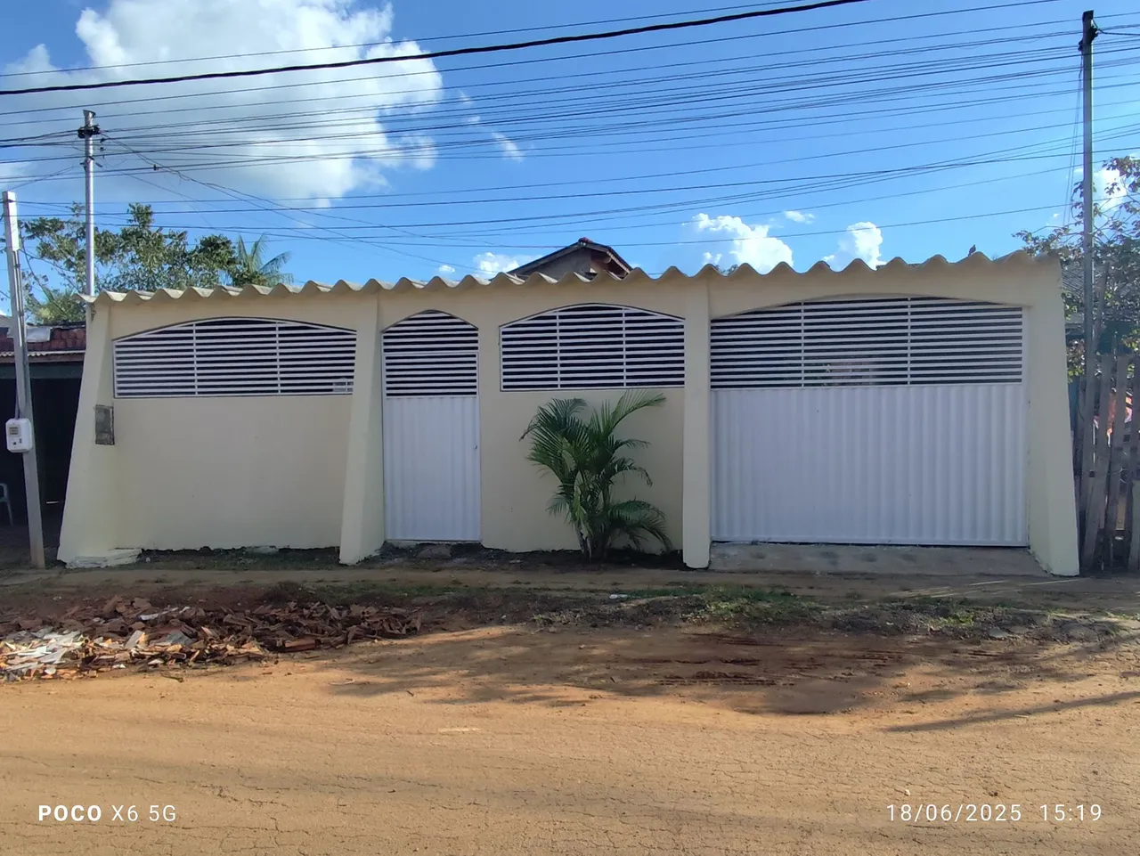 Vende-se ou Aluga