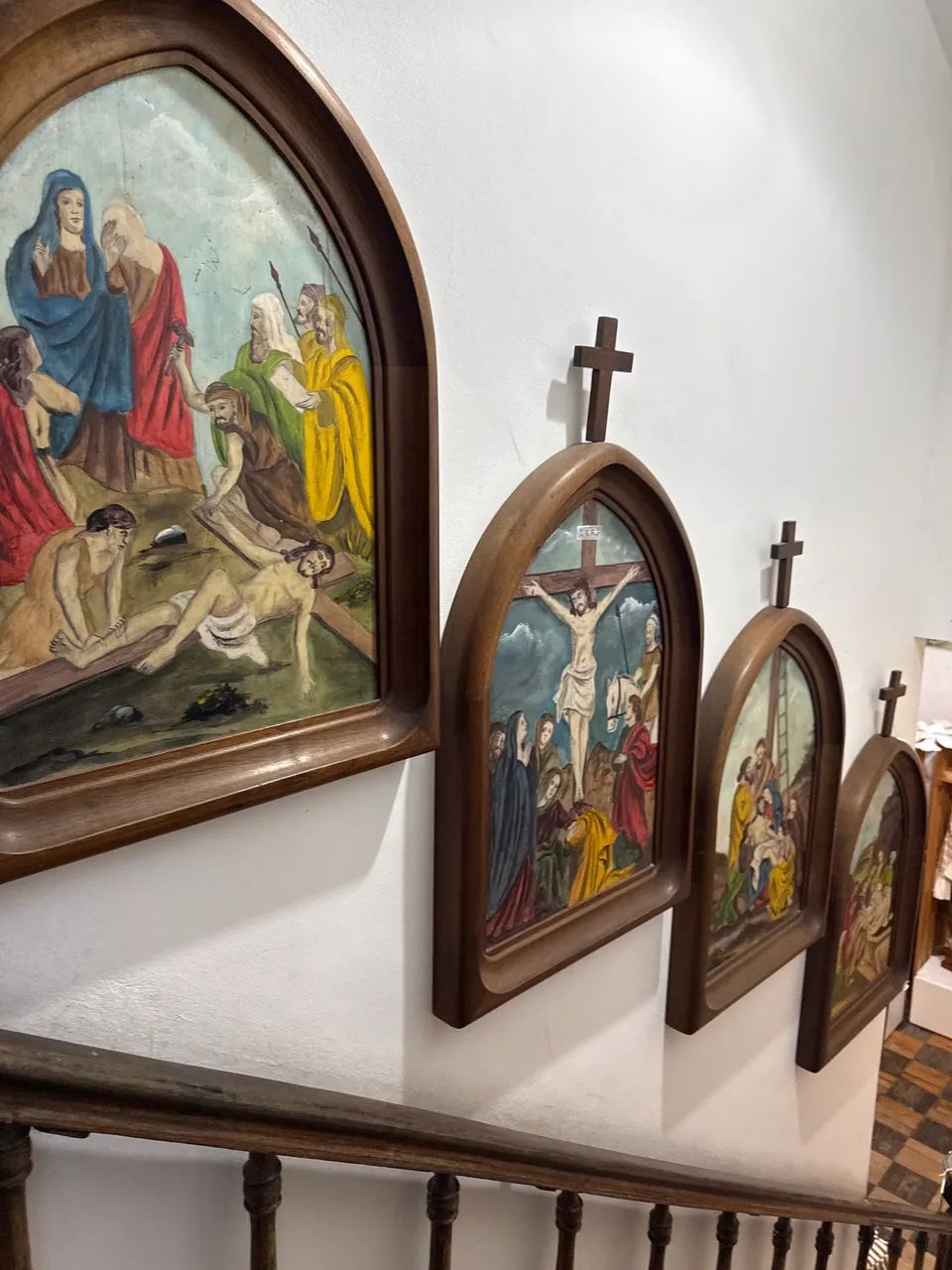 Via Sacra completa, toda na Madeira Cedro e pintura manual.?