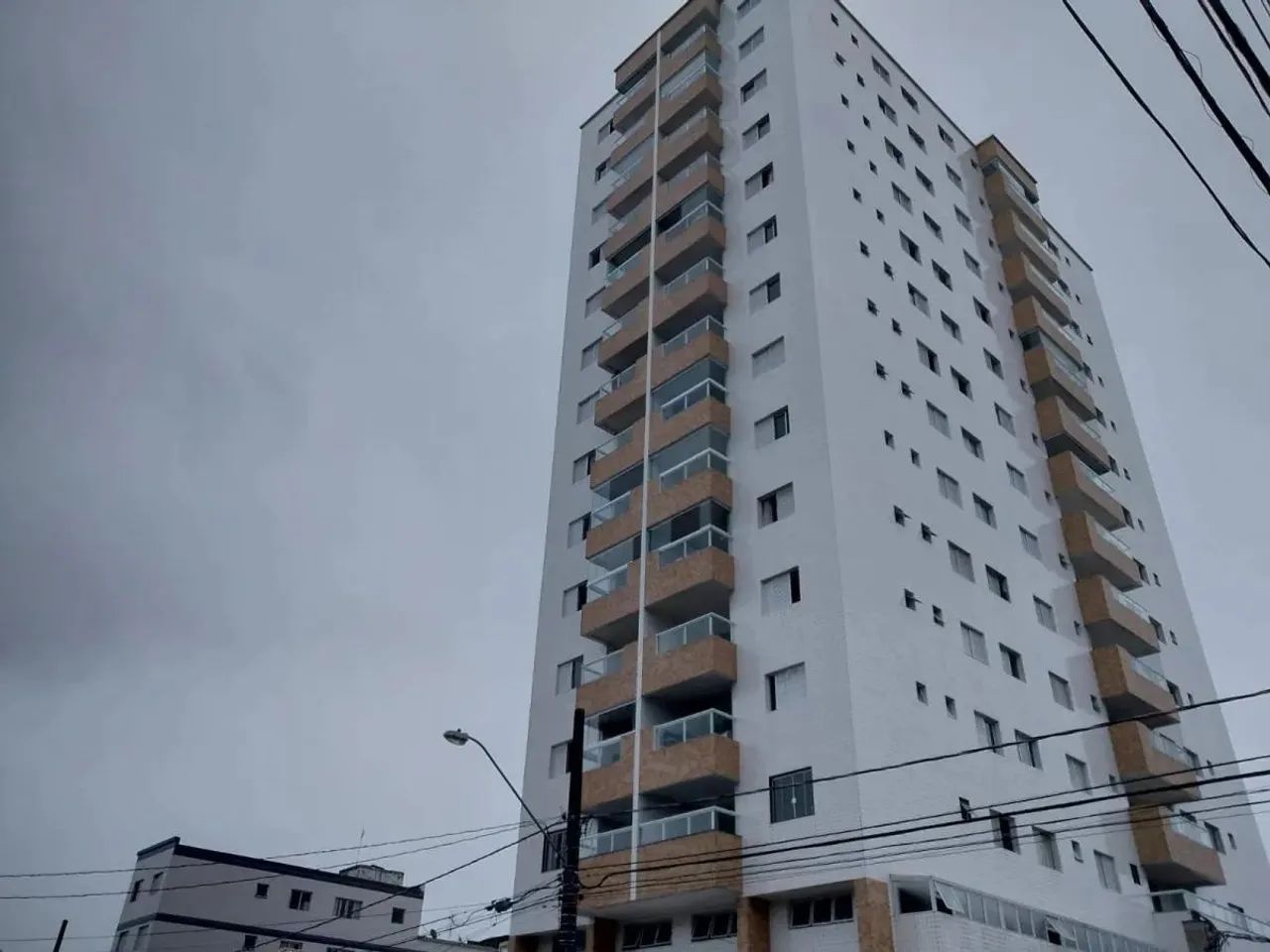 Apartamento para Venda em Praia Grande, Vila Tupi, 1 dormitório, 1 banheiro, 1 vaga