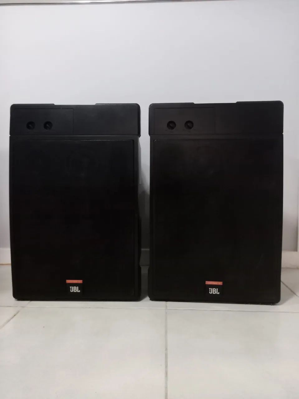 Caixa Acústica JBL control 10