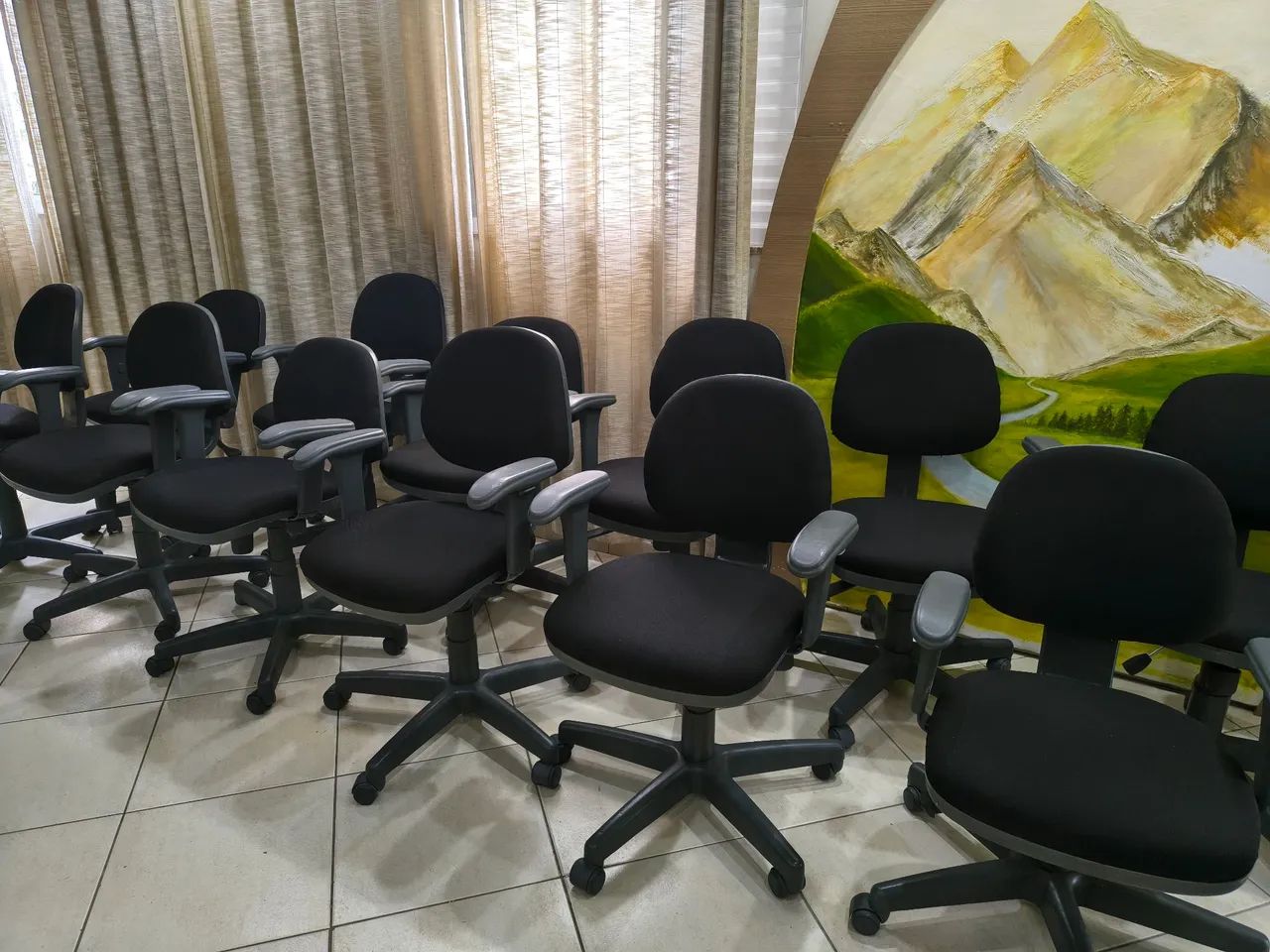Cadeiras de escritório  - Foto 3