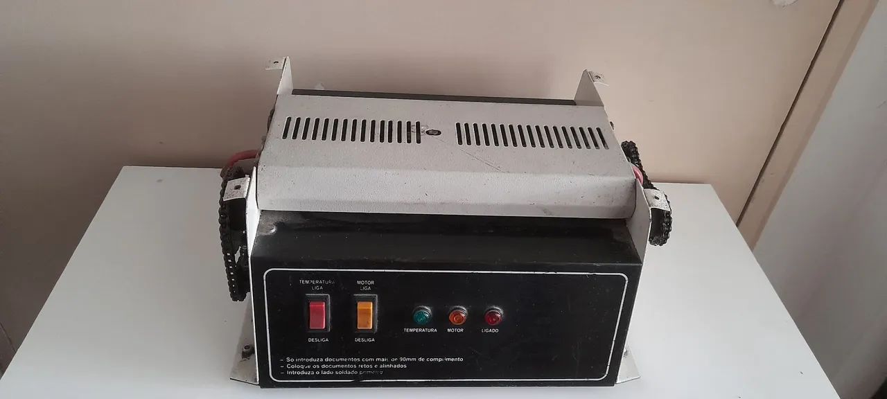 Plastificadora  de documentos + mesa  - Foto 2