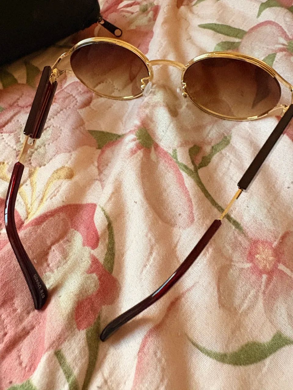 Vende-se óculos de sol, nunca usado.  - Foto 2