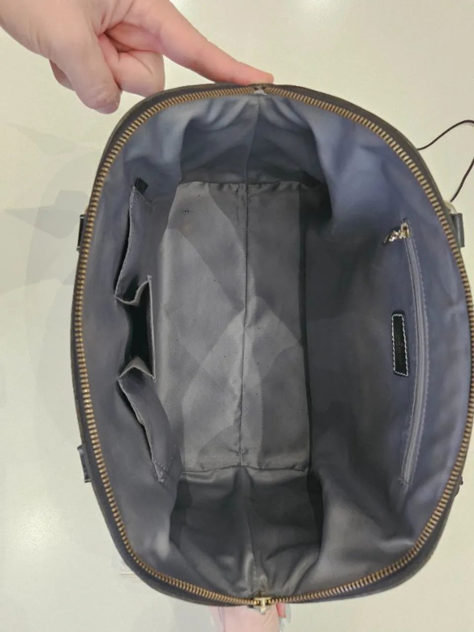 Bolsa Victor Hugo Corsa Preta - Foto 2
