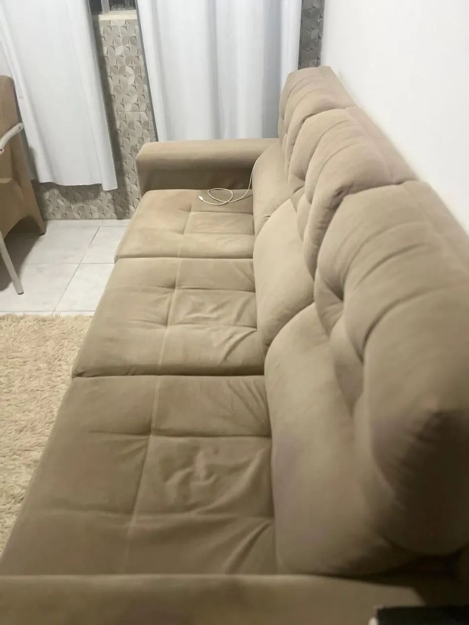 Sofá retrátil 3 lugares em espuma