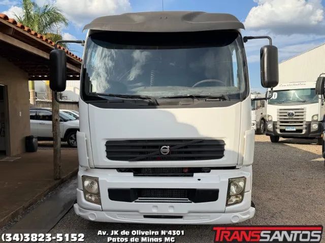Volvo VM310 Bitruck Caçamba  - Foto 2