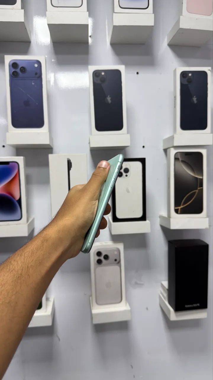 IPHONE 11 64 GB VERDE SEM FACE ID  - Foto 3