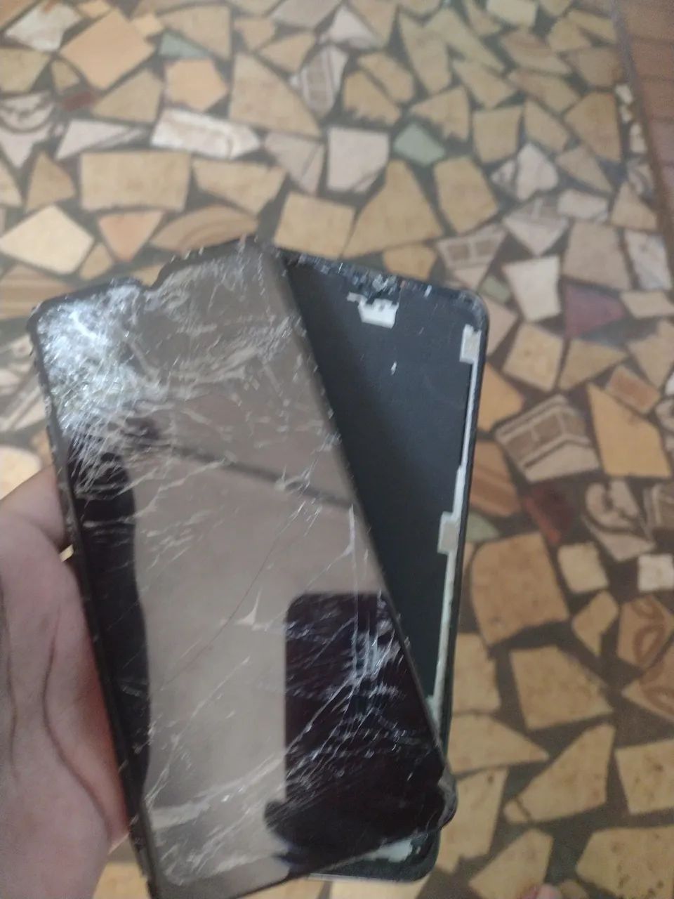 LG k50s quebrado