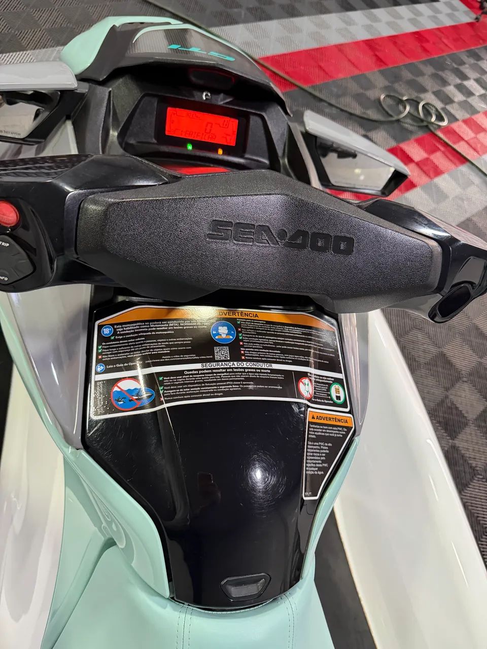 Jet ski Seaado Gti  - Foto 4