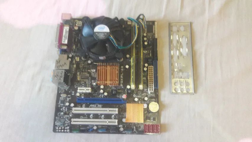 Kit placa mãe asus Funcionando422991439500431361