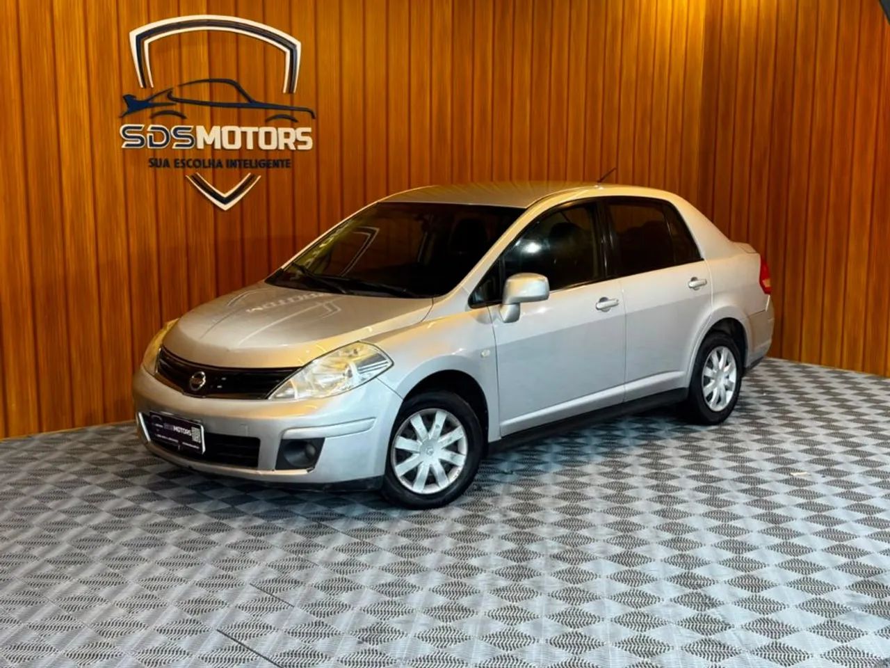 Nissan Tiida 2012