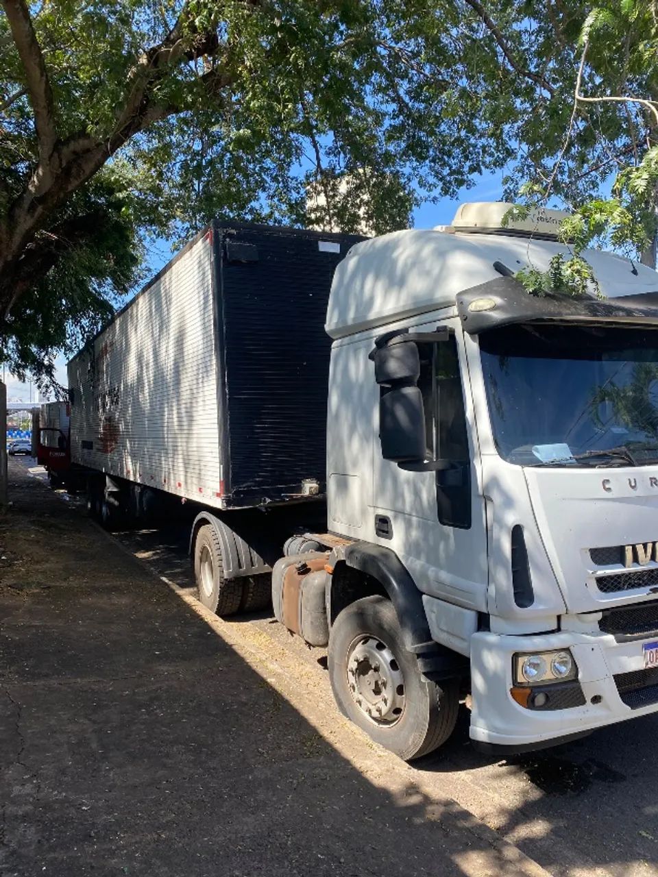 Iveco cursor 330, ótimo estado e pronto pra trabalhar.  - Foto 5