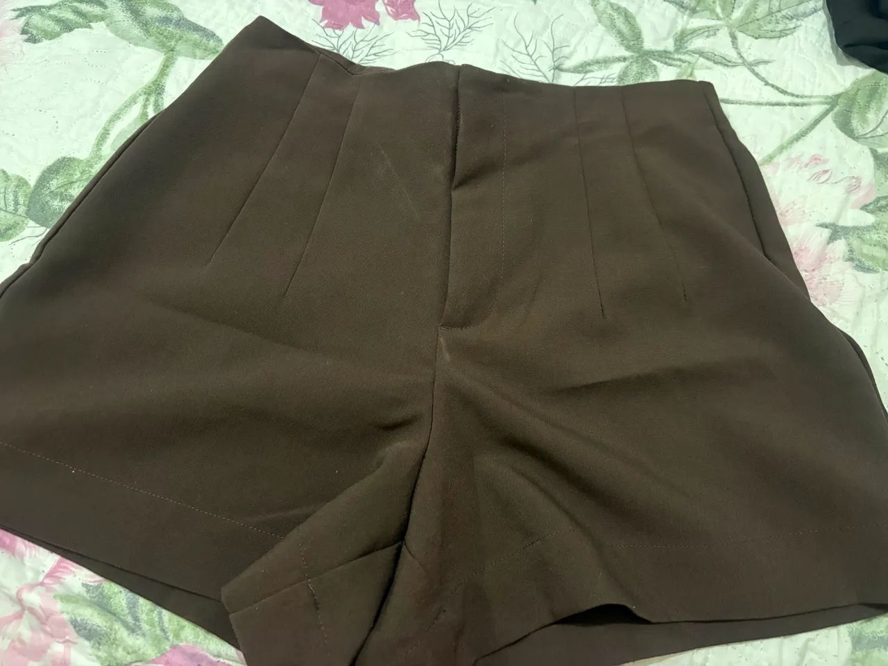 Short de tecido 