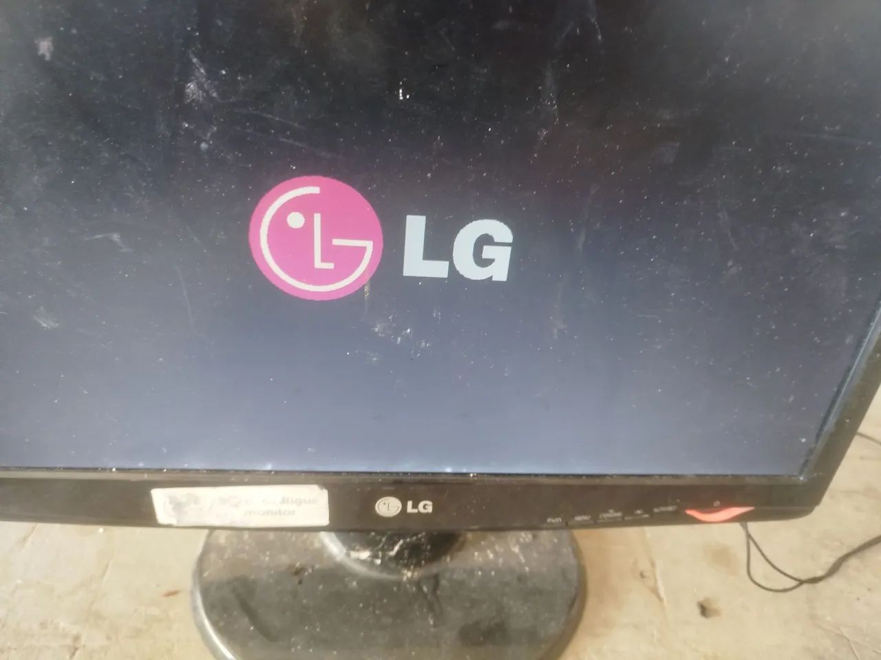 Monitor LG 