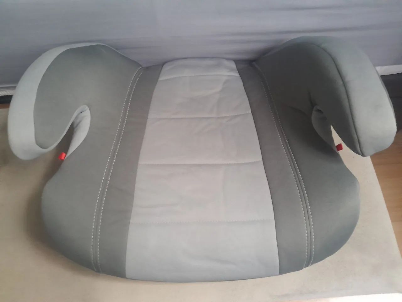 Cadeirinha e assentos de carro para crianças 