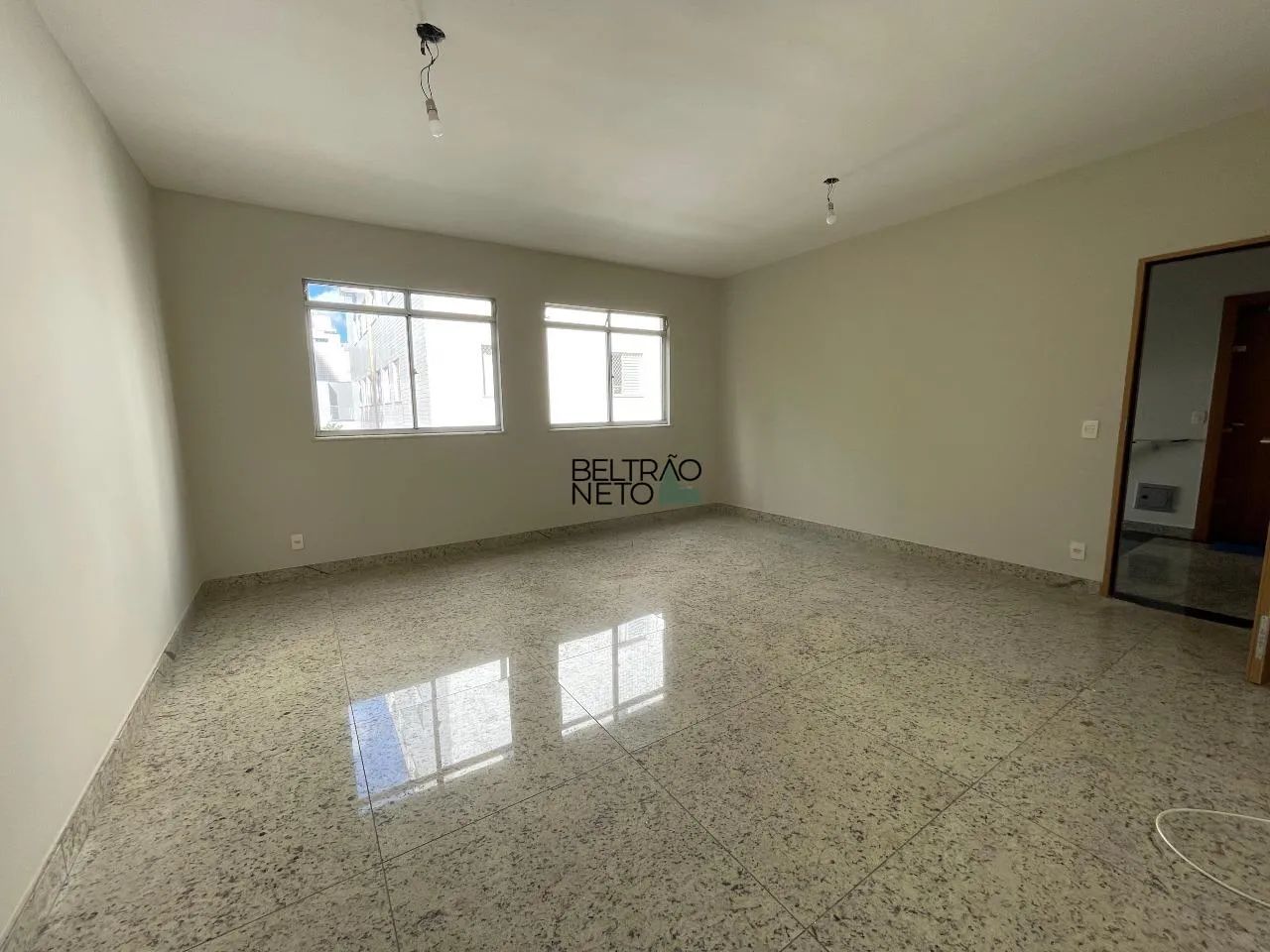 Cobertura para alugar com 4 quartos e 2 suítes no Buritis - Foto 3