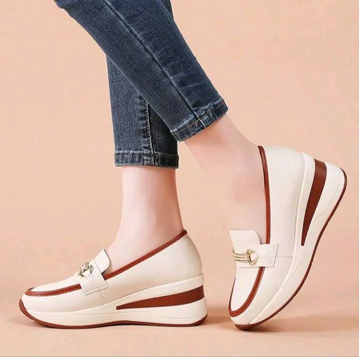 Mocassins  feminino - Foto 4