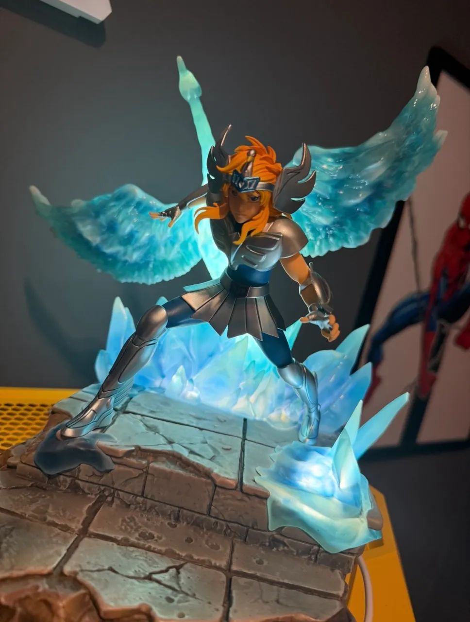 Hyoga Cysne Deluxe - Iron Studios - Foto 3