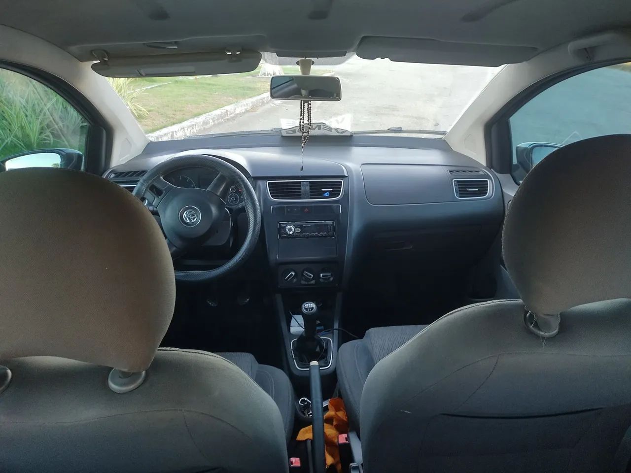 Volkswagen Fox 1.0 MI Total Flex 8V 3P 2013 - Foto 4